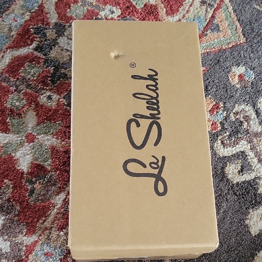 Green and Tan Sneakers for Everyday Comfort